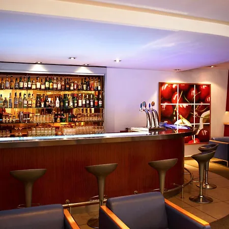 Novotel Grenoble Nord 4*