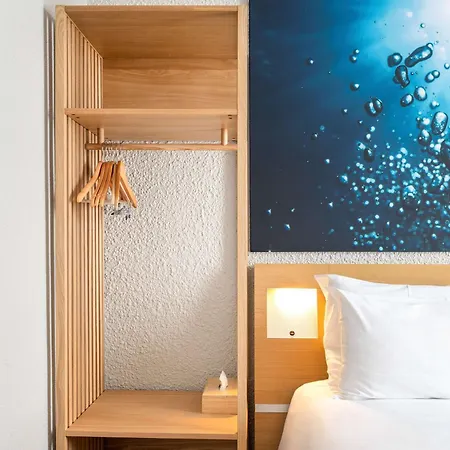 Novotel Grenoble Nord 4*