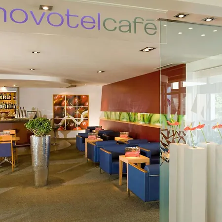 Novotel Grenoble Nord Отель 4*