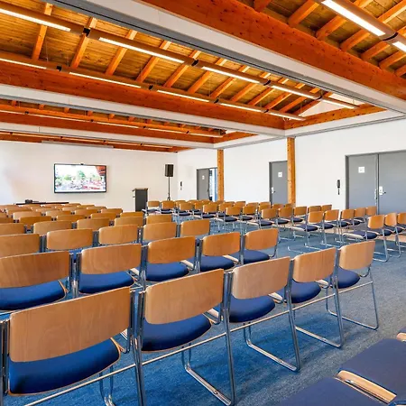 Novotel Grenoble Nord فندق 4*